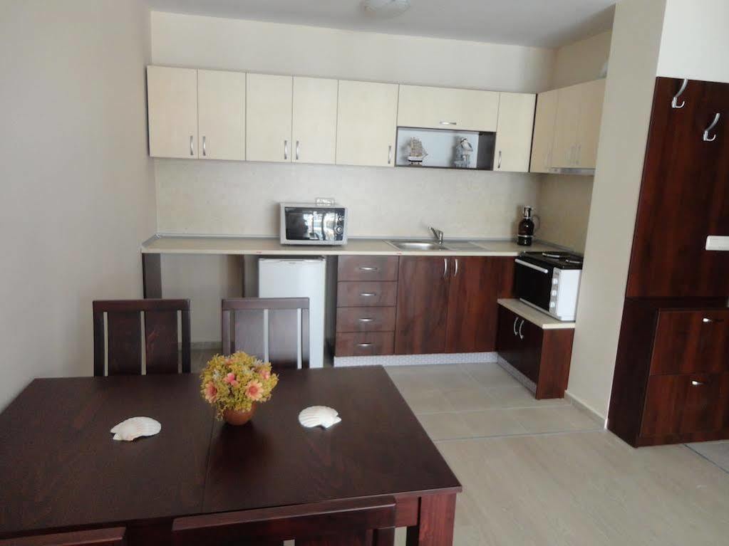 Holiday Apartments In Πομόριε Εξωτερικό φωτογραφία